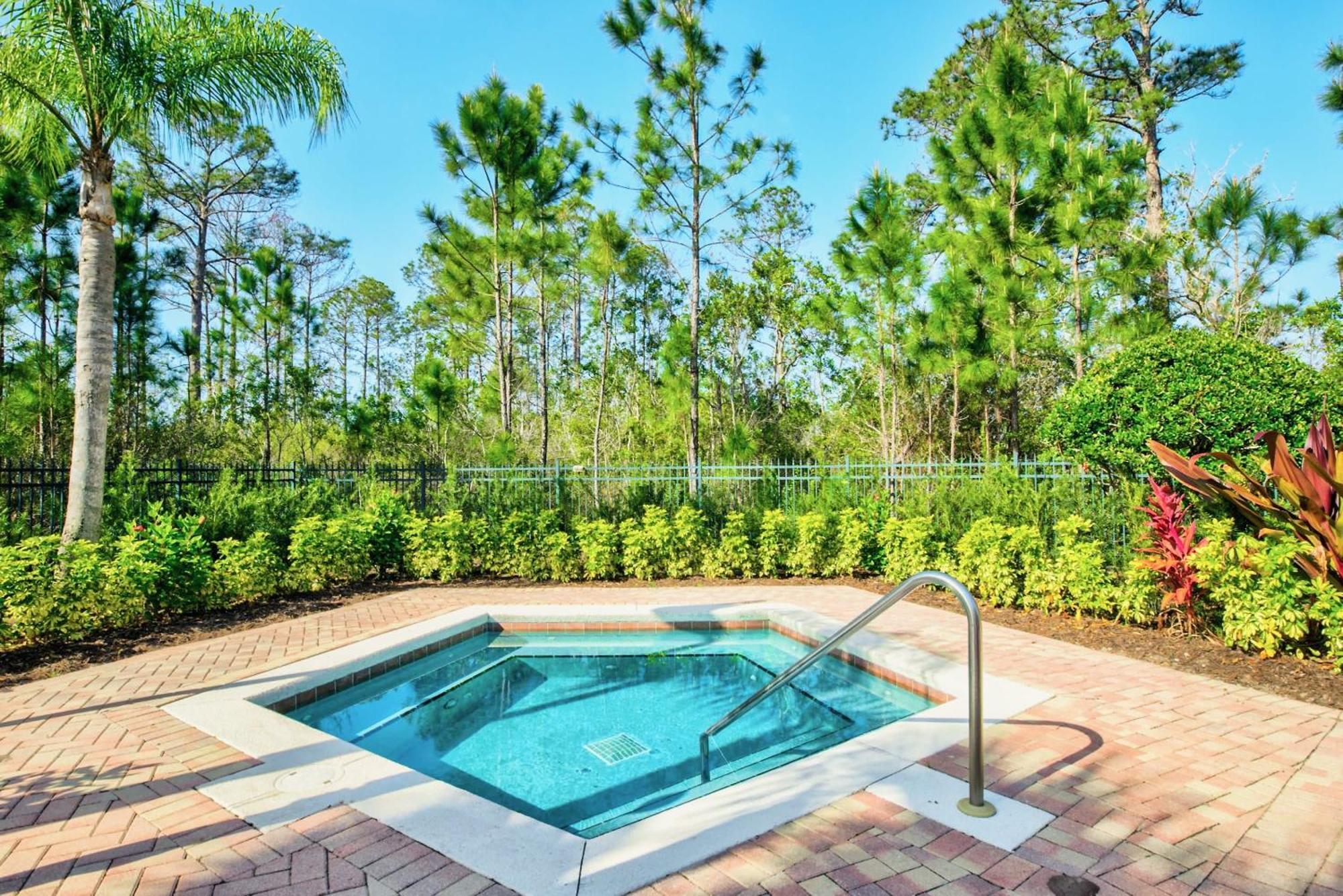 Cozy 2Br Condo - Private Balcony - Near Disney Orlando Kültér fotó