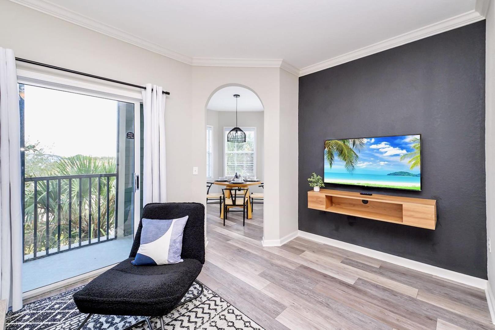 Cozy 2Br Condo - Private Balcony - Near Disney Orlando Kültér fotó