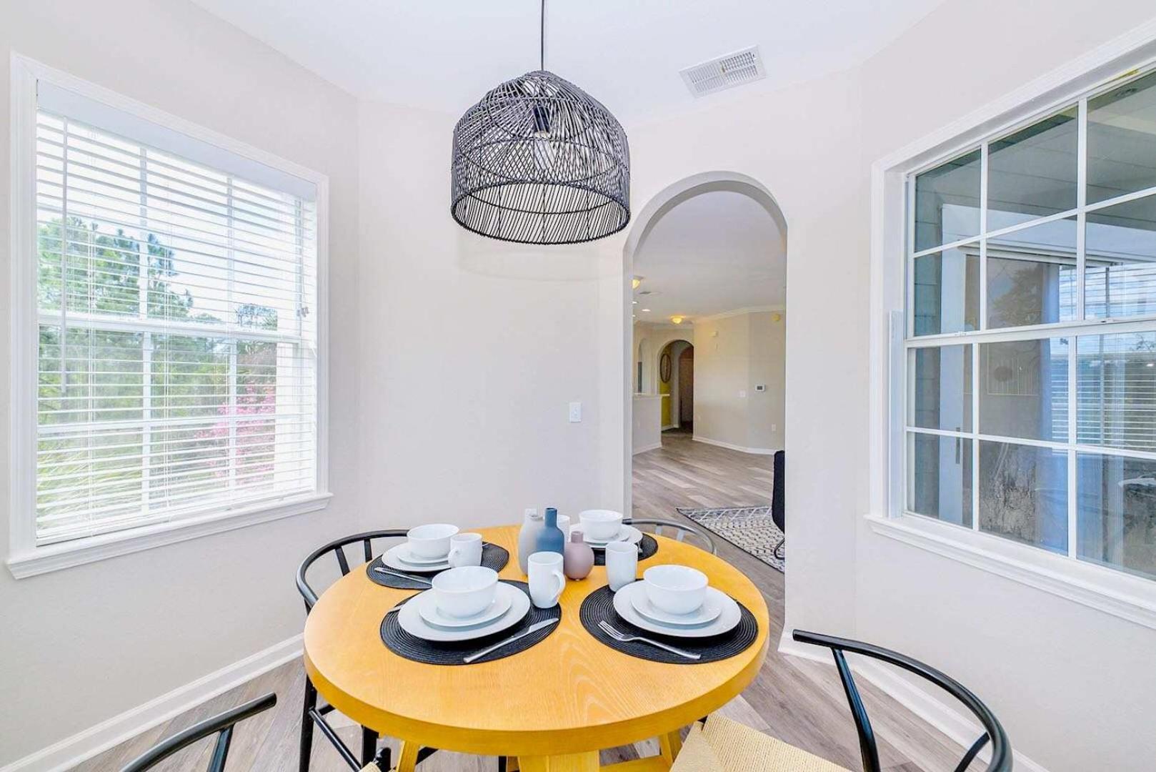 Cozy 2Br Condo - Private Balcony - Near Disney Orlando Kültér fotó