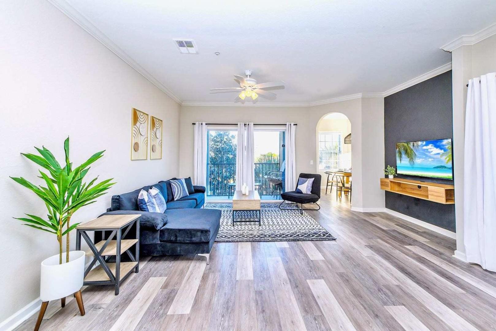 Cozy 2Br Condo - Private Balcony - Near Disney Orlando Kültér fotó
